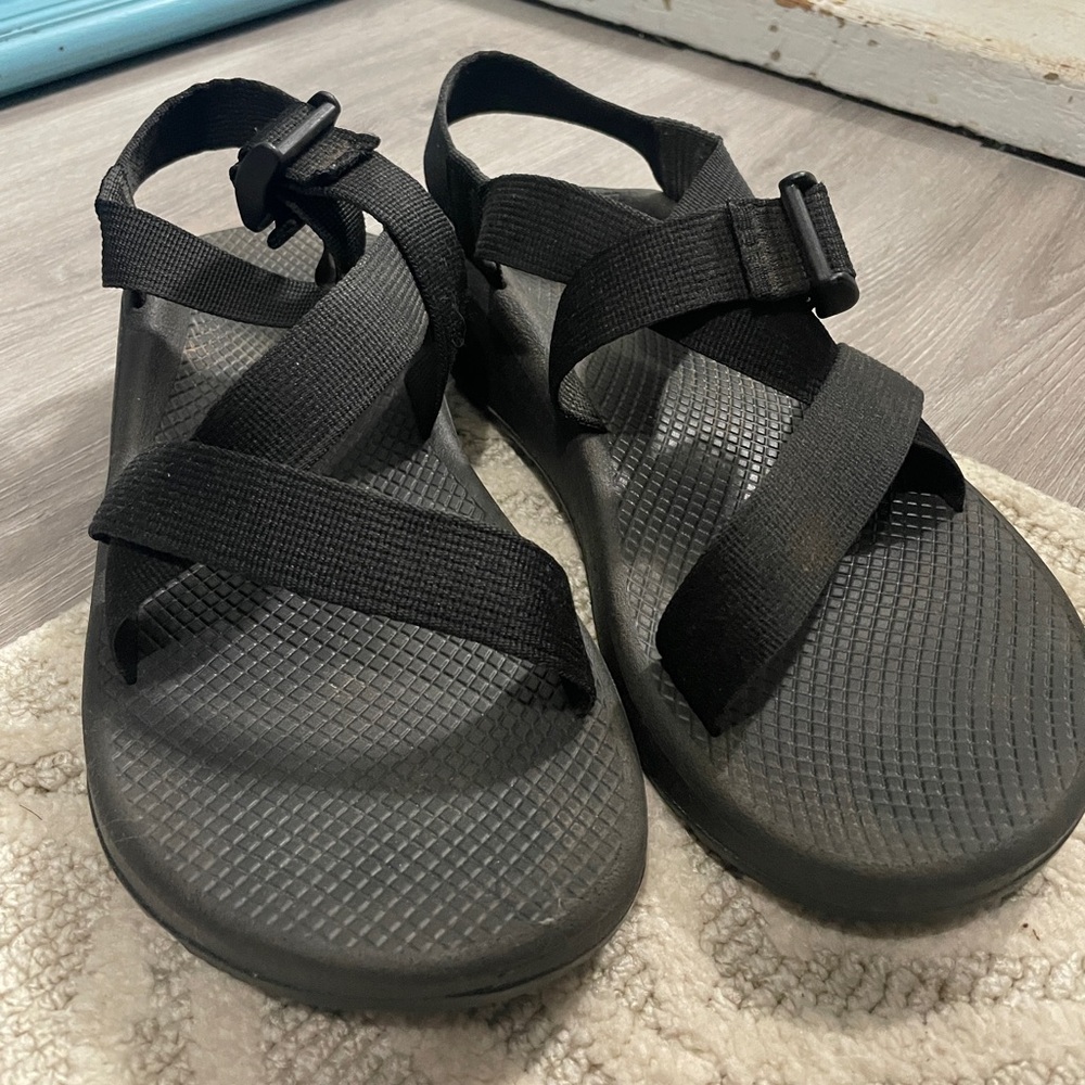 Black Chacos Size 10. Great quality and barely worn.